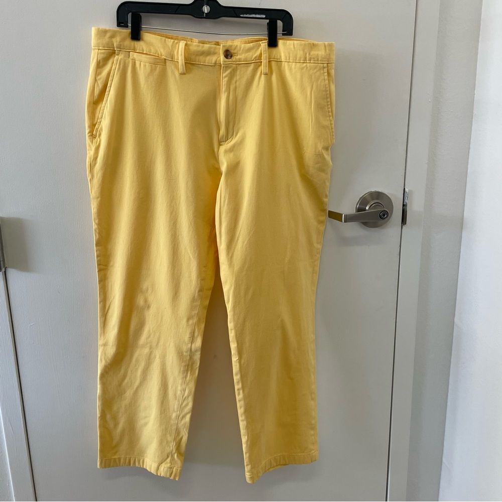 ⭐️Club Room Men’s Chino Pants